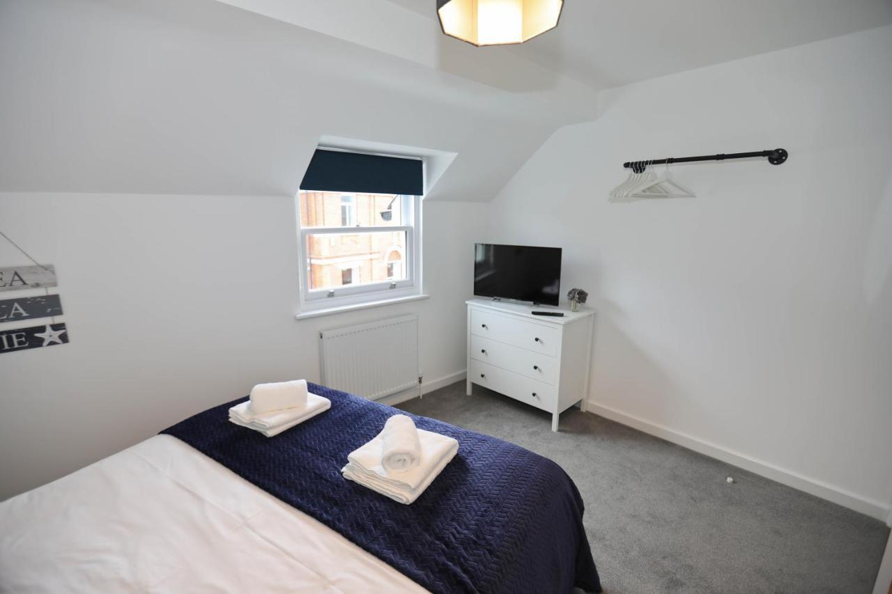 Exmouth - Apartment 2, Strand House - Modern 2 Bedroom Apartment, Perfect Location For Access To Beach & Town Centre - Sleeps 4 Guests - Hosted By Rentmyhouse Dış mekan fotoğraf