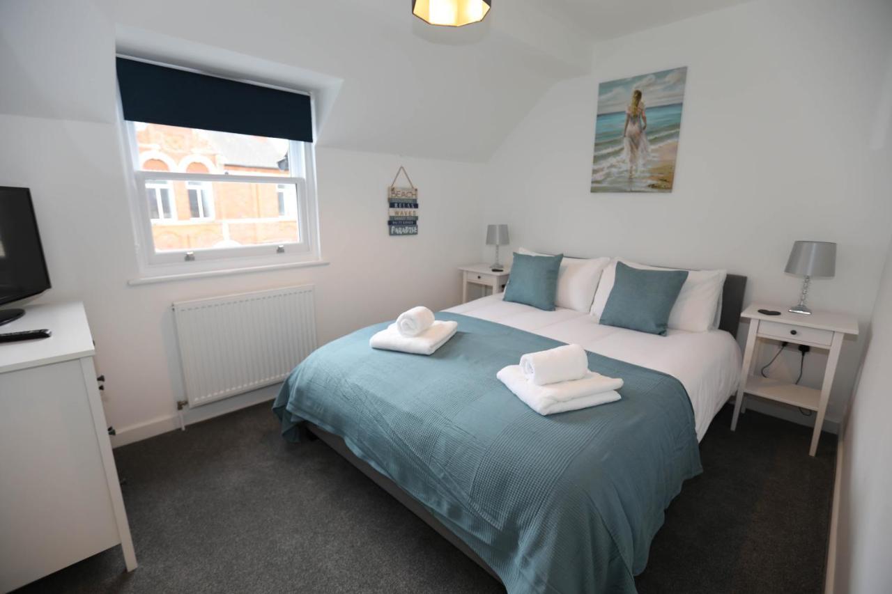 Exmouth - Apartment 2, Strand House - Modern 2 Bedroom Apartment, Perfect Location For Access To Beach & Town Centre - Sleeps 4 Guests - Hosted By Rentmyhouse Dış mekan fotoğraf